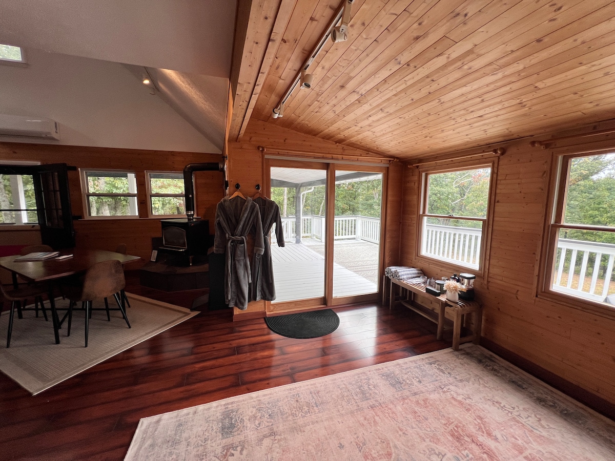 Loft bedroom with deck doors